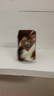 Koeienhuid telefoonhoesje in boekvorm
