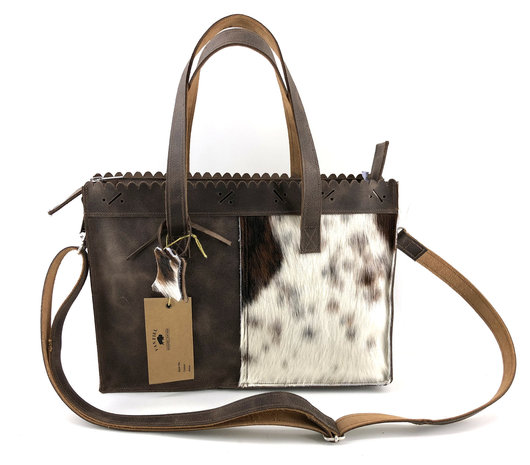 Koeienhuid  bruin/wit medium shopper met lange hengsel