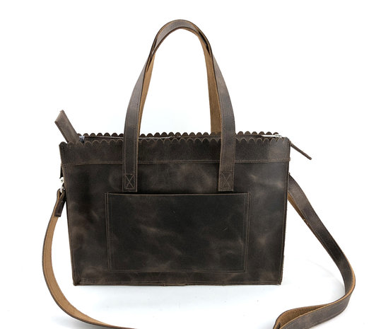 Koeienhuid  bruin/wit medium shopper met lange hengsel